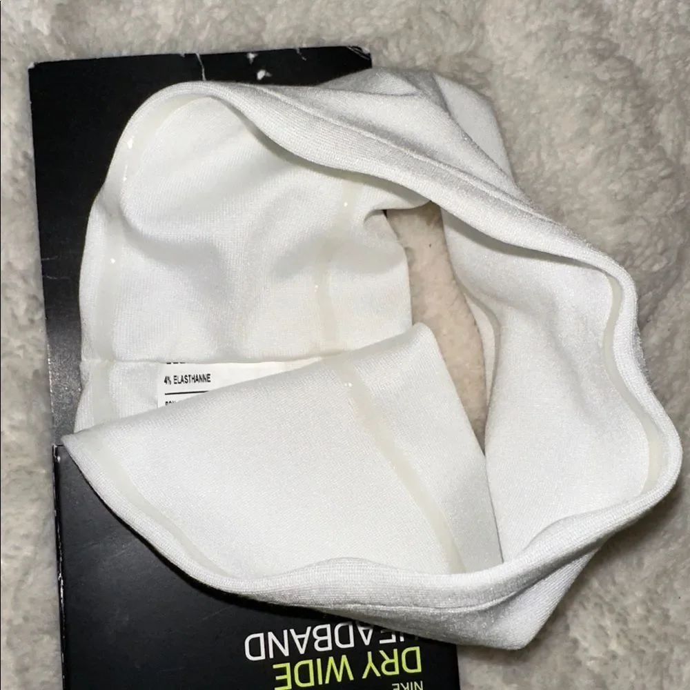 NIKE OS Dri-FIT Unisex White Black Logo Athletic Wide Headband
